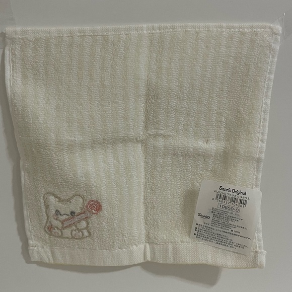 Hanamaru Petit Hand/Face Towel - Picture 3 of 6